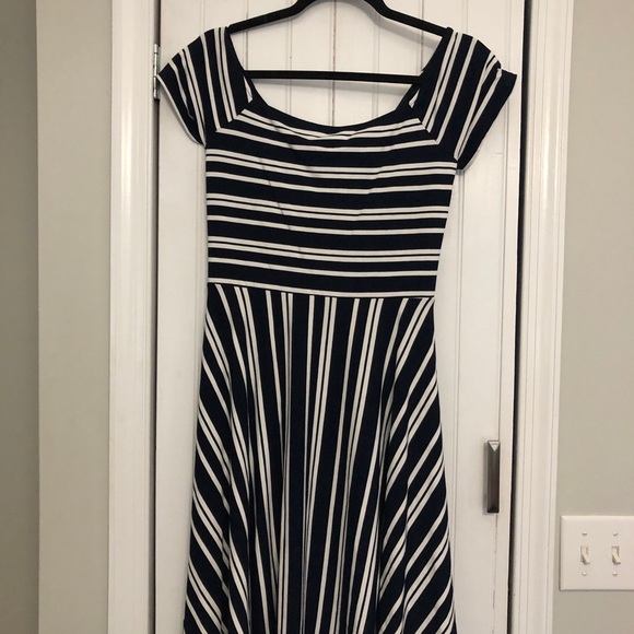 LOFT Dresses & Skirts - LOFT navy striped dress